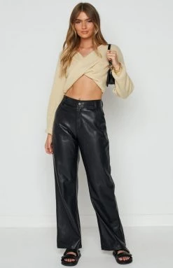 BB Exclusive Overheated Beige Twist Sweater Crop Tops