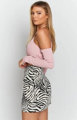 BB Exclusive Harris Halter Fitted Top Pink