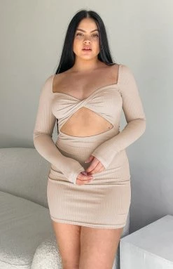 BB Exclusive Risky Love Dress Beige