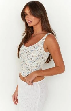 SNDYS Cindy Floral Top 9 SNDYS Cindy Floral Top