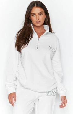 Tops SNDYS Sevens White Sweat Top