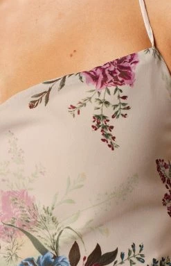 BB Exclusive Sabrina Floral Crop Top