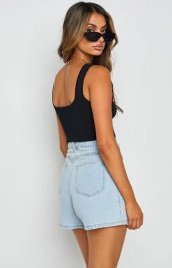 BB Exclusive Safia Black Knit Crop Top