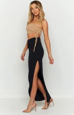 BB Exclusive Sara Black Knit Midi Skirt