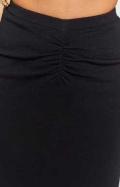 BB Exclusive Sara Black Knit Midi Skirt