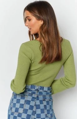BB Exclusive Selma Knit Crop Green Tops