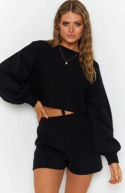 Beginning Boutique Bottoms Sigrid Relaxed Shorts Black