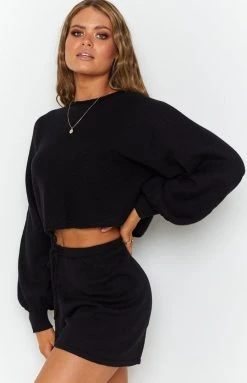 Beginning Boutique Bottoms Sigrid Relaxed Shorts Black