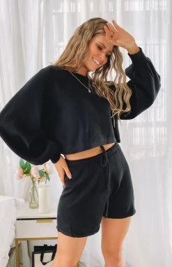 Beginning Boutique Bottoms Sigrid Relaxed Shorts Black