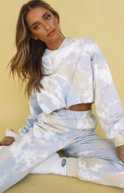 BB Exclusive Skyfall Hoodie Purple Tie Dye Outerwear