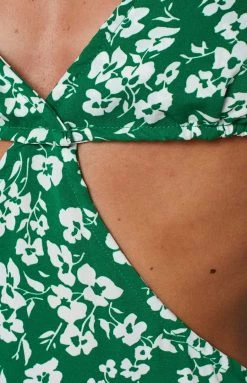 Beginning Boutique Spring Blossom Green Mini Dress 14 Beginning Boutique Spring Blossom Green Mini Dress