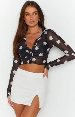Beginning Boutique Spring Fling Black Long Sleeve Top