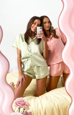 BB Exclusive Strasbourg Shirt Green Satin Extended Sizes