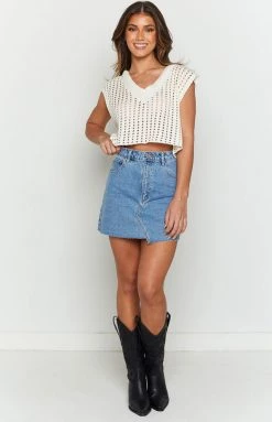 BB Exclusive Terry Cream Crochet Knit Vest New