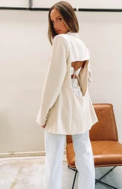 Emma Rose X Beginning Boutique The Kirsty Blazer Cream Outerwear