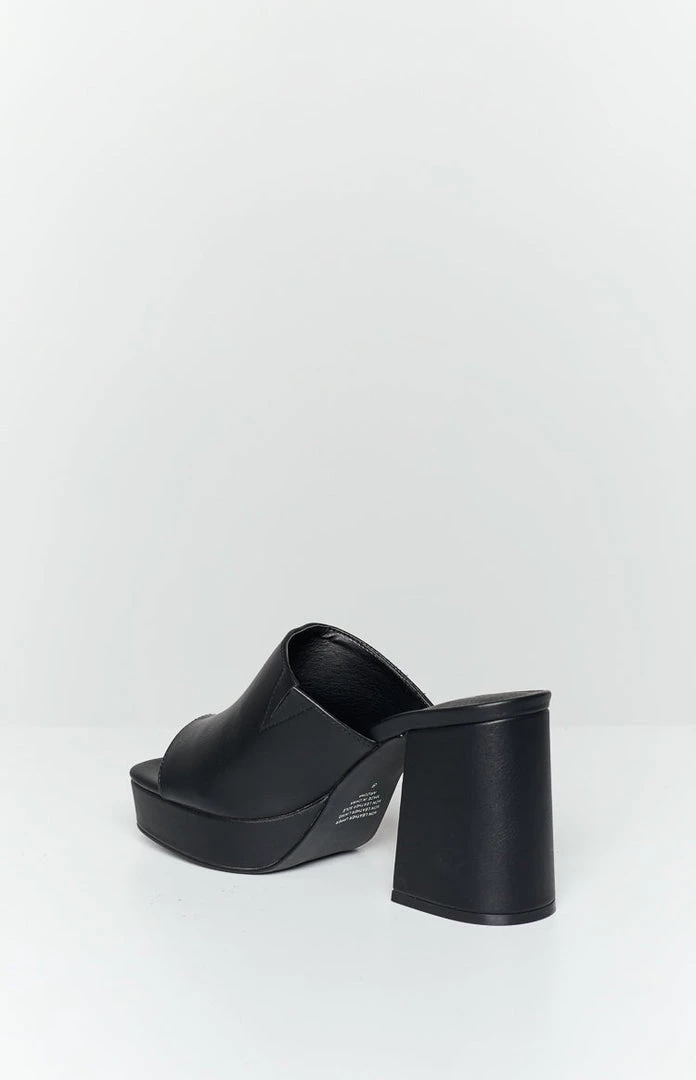 Euphoria Looks Therapy Arizona Black Mules 4 Euphoria Looks Therapy Arizona Black Mules