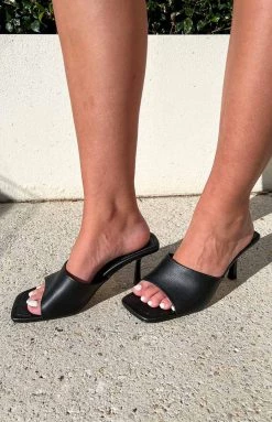 Therapy Dionne Black Heels New