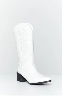New Therapy Ranger White Cowboy Boots