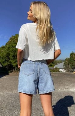 Tops Thrills Speed Wreath Merch Super Crop Tee Dirty White