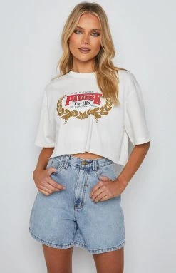 Tops Thrills Speed Wreath Merch Super Crop Tee Dirty White