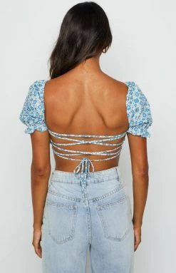 BB Exclusive Tove Tie Up Top Blue Floral Tops
