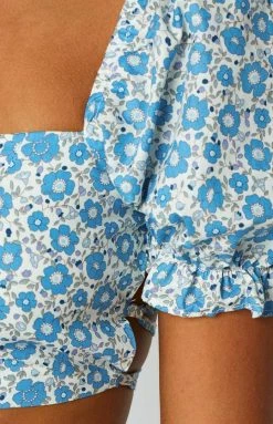 BB Exclusive Tove Tie Up Top Blue Floral Tops