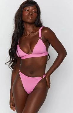 9.0 Swim Tropics Bikini Top Pink Tops