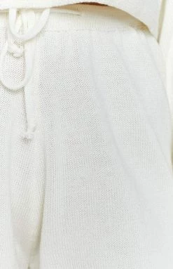 Beginning Boutique Sigrid Relaxed Shorts White