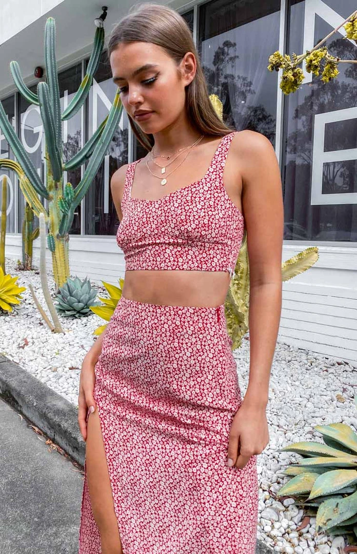 BB Exclusive Vanessa Red Floral Crop Top 2 BB Exclusive Vanessa Red Floral Crop Top