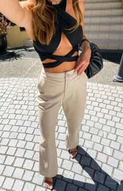 BB Exclusive Vera Wrap Crop Top Black