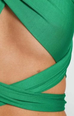 BB Exclusive Vera Wrap Crop Top Green