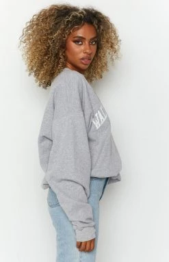 Beginning Boutique Vintage Vintage Disney World Sweater