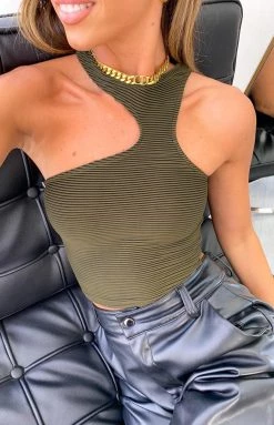 BB Exclusive Waldorf Green Top 14 BB Exclusive Waldorf Green Top