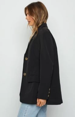Beginning Boutique Outerwear Wendy Blazer Black