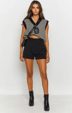 BB Exclusive Bottoms Wisconsin Shorts Black