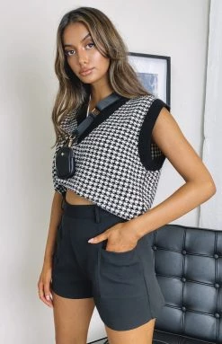 BB Exclusive Bottoms Wisconsin Shorts Black