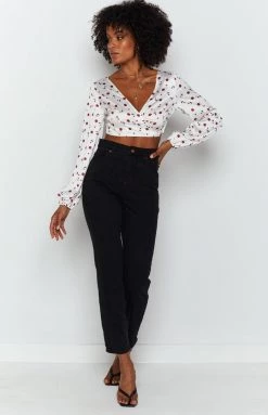BB Exclusive Zippy Wrap Blouse Floral Tops