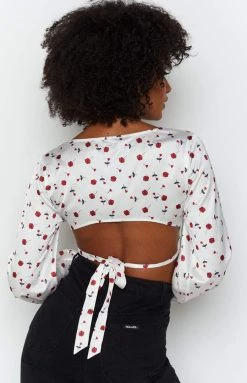 BB Exclusive Zippy Wrap Blouse Floral Tops