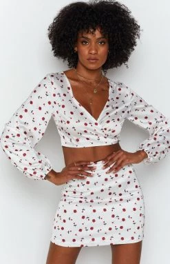 BB Exclusive Zippy Wrap Blouse Floral Tops