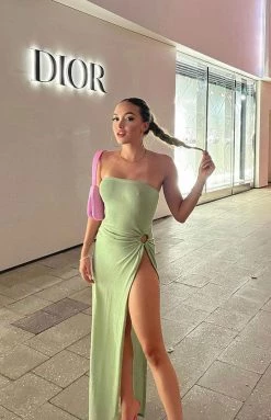 Emma Rose X Beginning Boutique Dresses Girls' Night Out Green Midi Dress 27 Emma Rose X Beginning Boutique Dresses Girls' Night Out Green Midi Dress