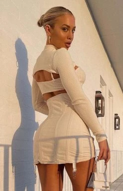 BB Exclusive Adventure Rib Top Cream Tops